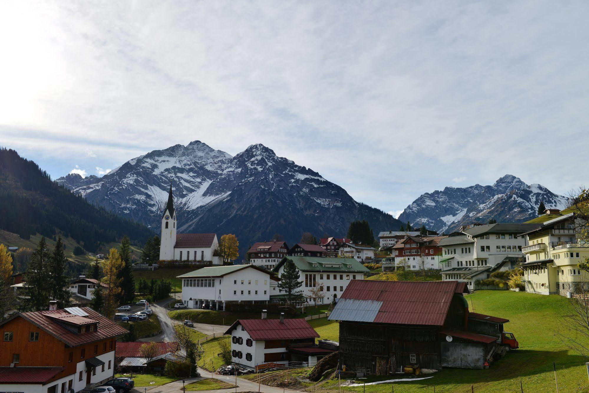 Hotel Adler Garni Hirschegg (Vorarlberg)